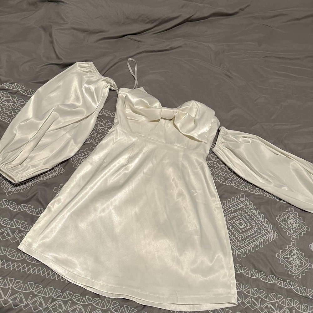 Hello Molly Cream Formal Dress with Puff Sleeves